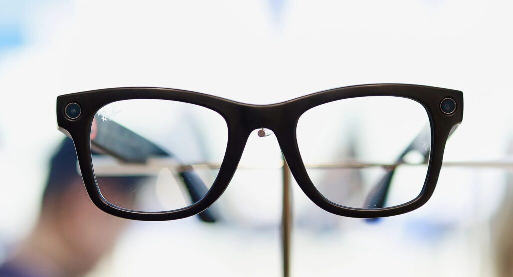 मेटाको ‘एआई ग्लास’ मा फेसियल रिकग्निसन प्रविधि थप्ने तयारीप्रति अधिकारवादी समूहको गम्भीर आपत्ति